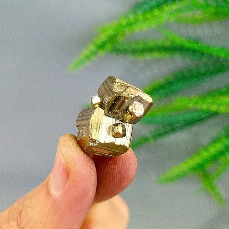 Pirit Taşı Ham Kütle 12 gr