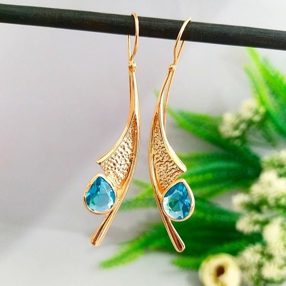 Mavi Topaz Özel Tasarım Küpe - KP915