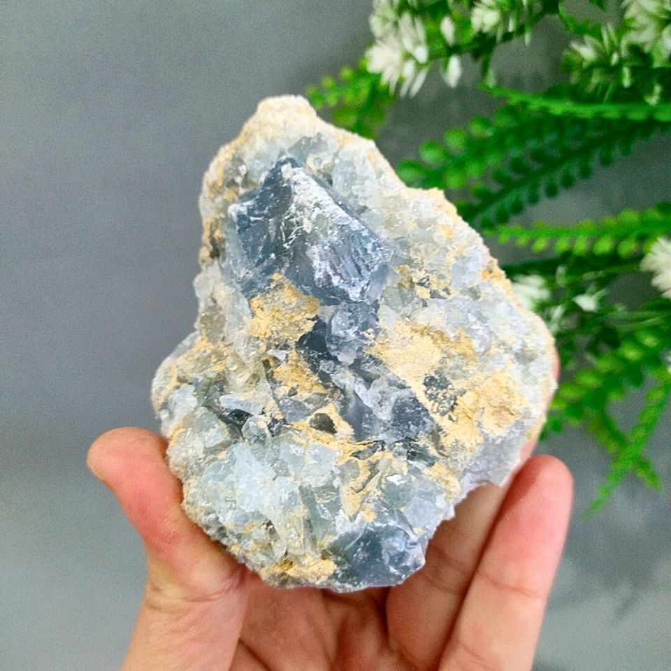 Celestite Stone Mass 390 gr
