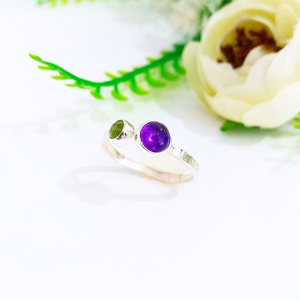 Amethyst- und Chrysokoll-Natursteinring