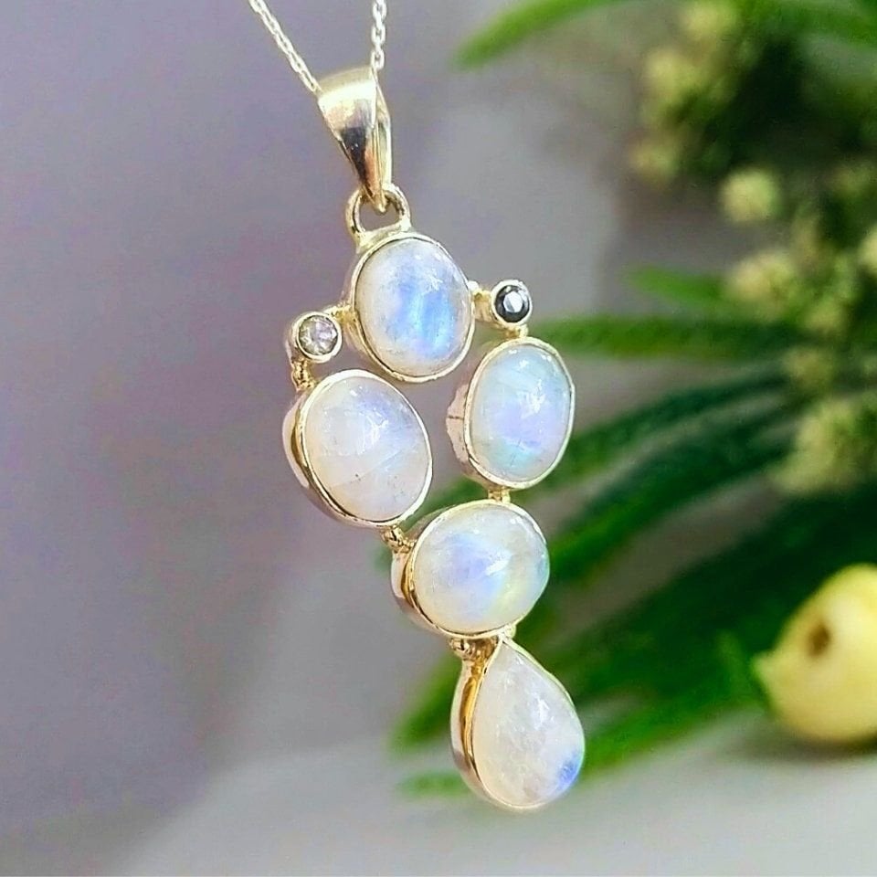 Moonstone Special Design Necklace - TSR1247