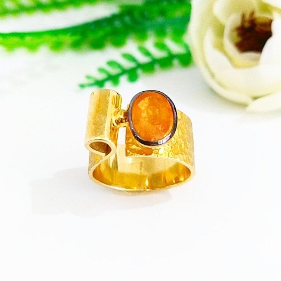Gelber Saphir-Ring mit Sonderdesign – OTS1029