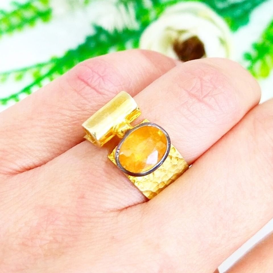 Gelber Saphir-Ring mit Sonderdesign – OTS1029