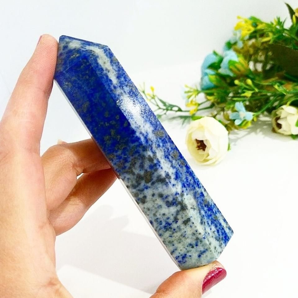 Lapis Lazuli Natural Stone Tower