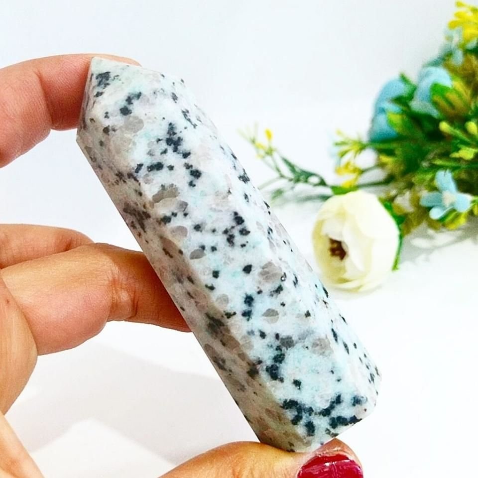 Kiwi Jasper Obelisk Turm