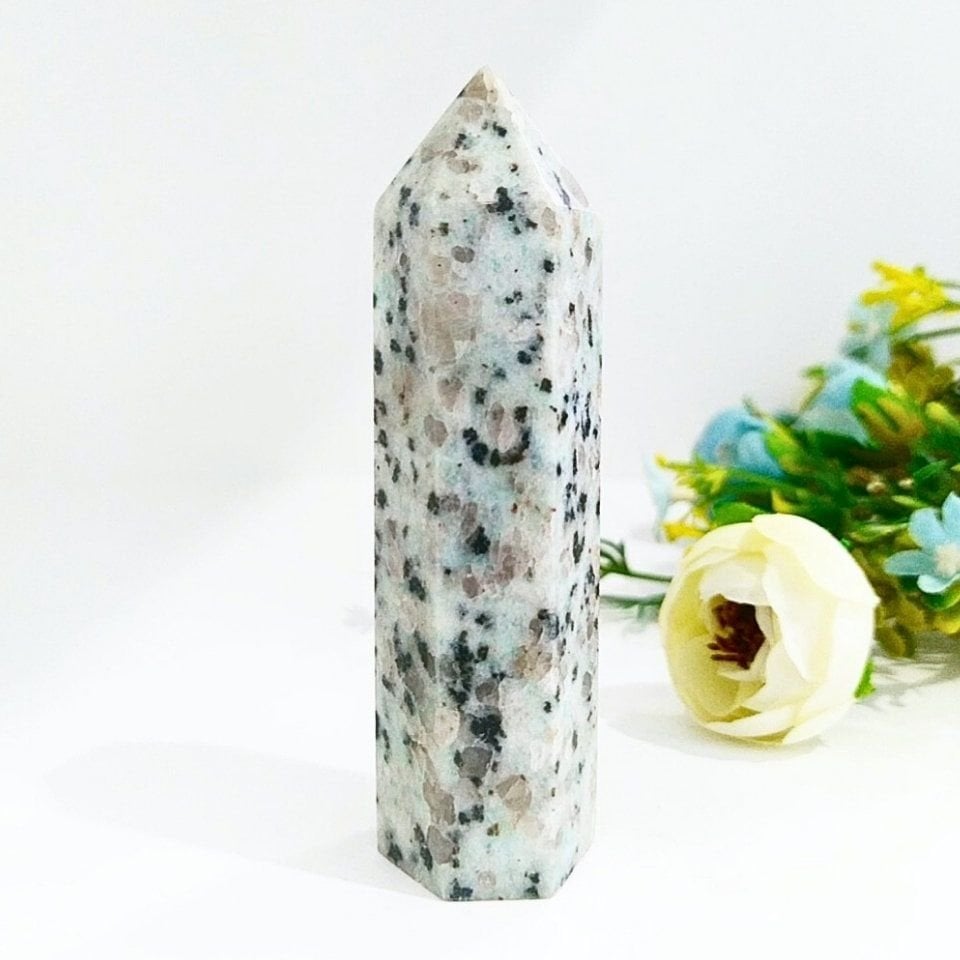 Kivi Jasper Obelisk Kulesi
