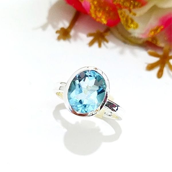 Blue Topaz Özel Tasarım Doğaltaş Yüzük