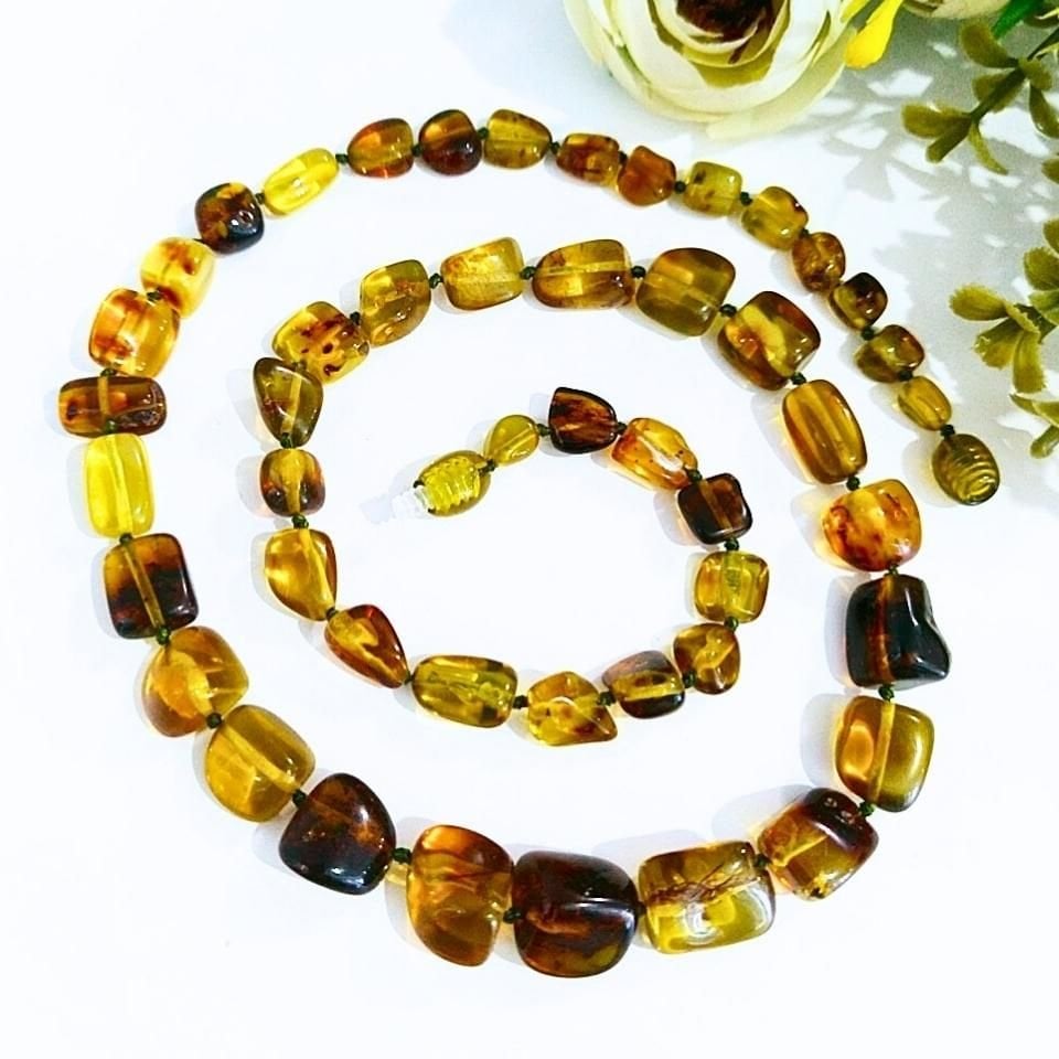 Green Amber Special Design Necklace