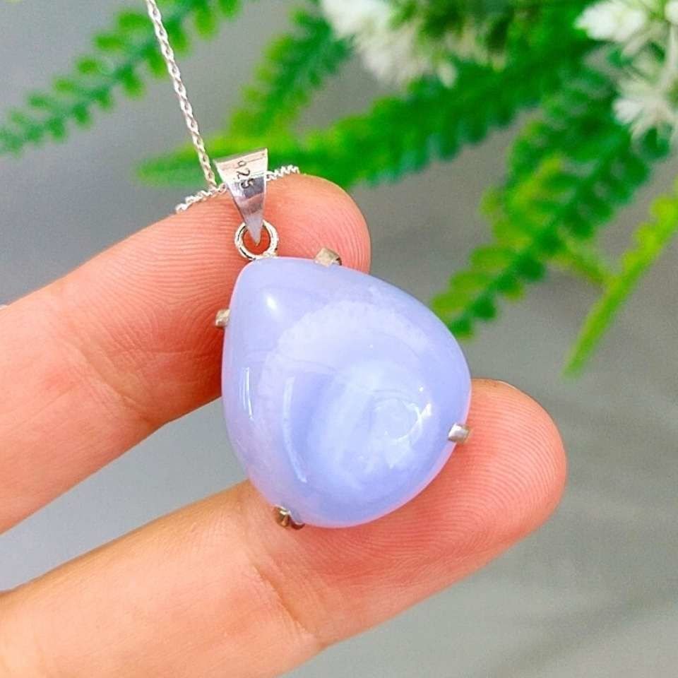 Chalcedon-Stein, spezielles Design, Naturstein, Silberkette