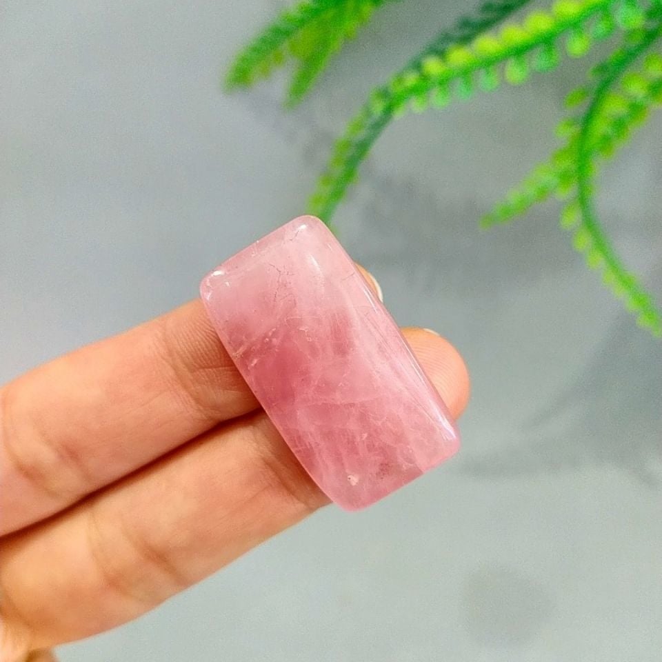 Pembe Kuvars Doğal Taş Kabaşon P84