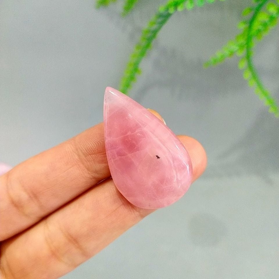 Pembe Kuvars Doğal Taş Kabaşon P85