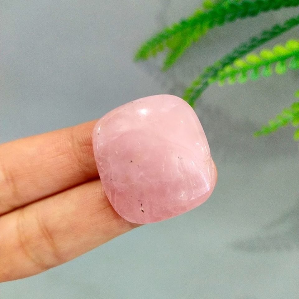 Pembe Kuvars Doğal Taş Kabaşon P93
