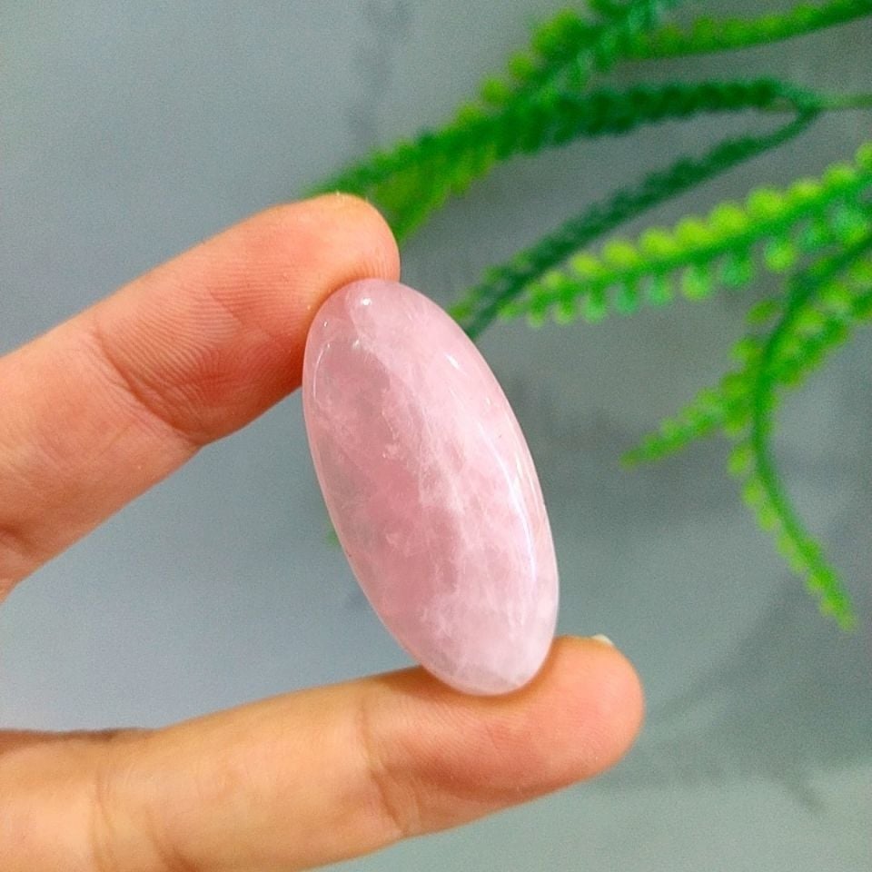 Pembe Kuvars Doğal Taş Kabaşon P94