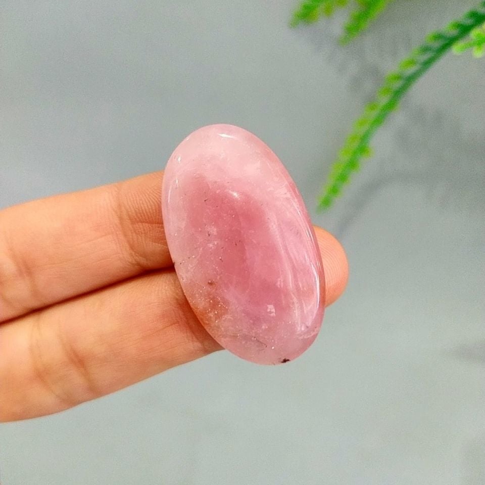 Pembe Kuvars Doğal Taş Kabaşon P95