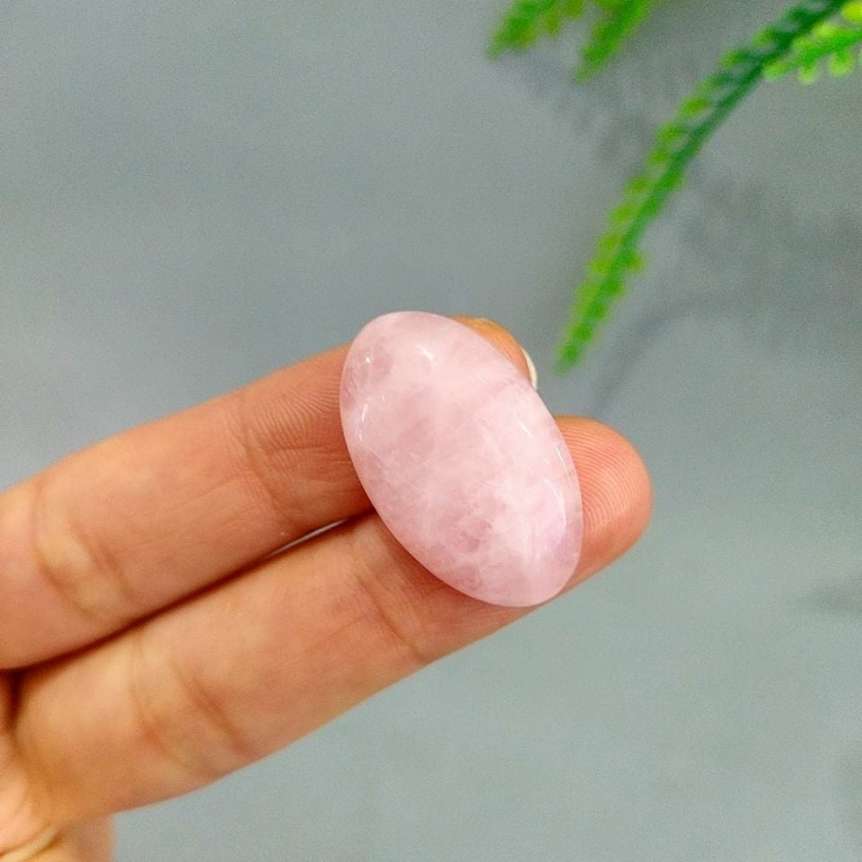 Pembe Kuvars Doğal Taş Kabaşon P101