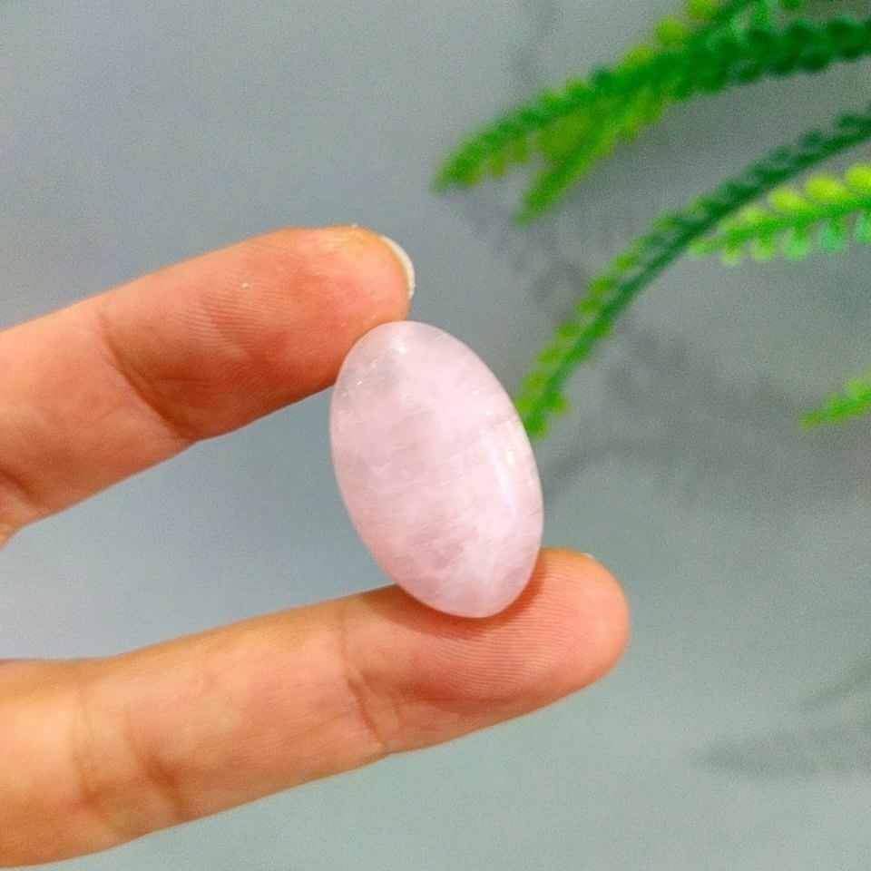 Pembe Kuvars Doğal Taş Kabaşon P101