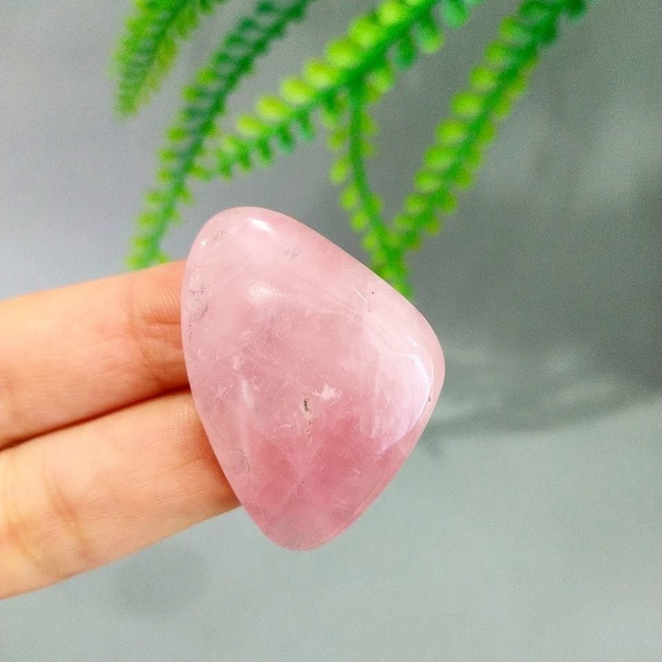 Pembe Kuvars Doğal Taş Kabaşon P104