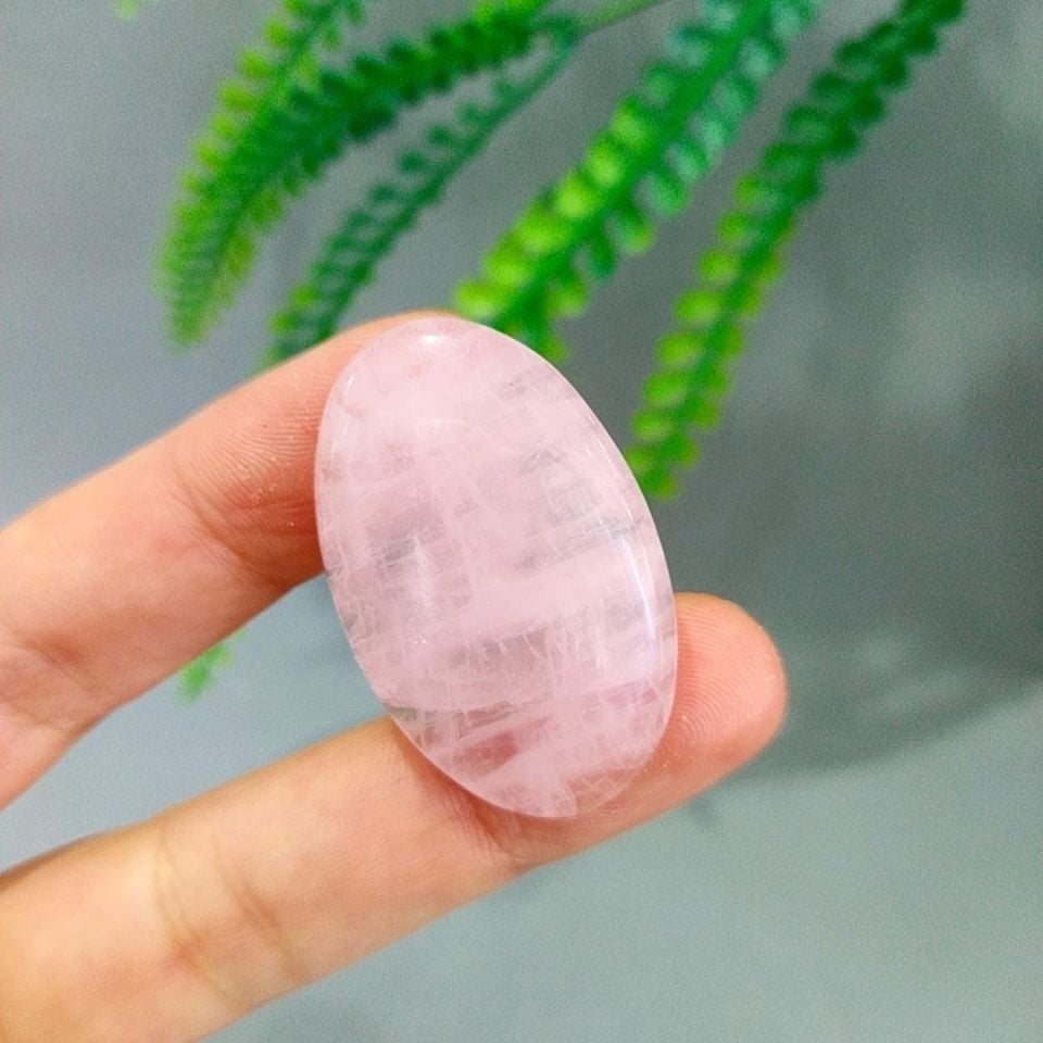 Pembe Kuvars Doğal Taş Kabaşon P107