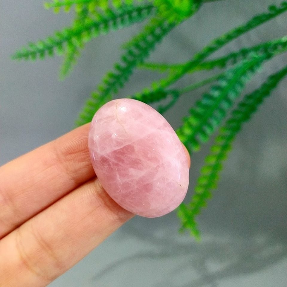 Pembe Kuvars Doğal Taş Kabaşon P110