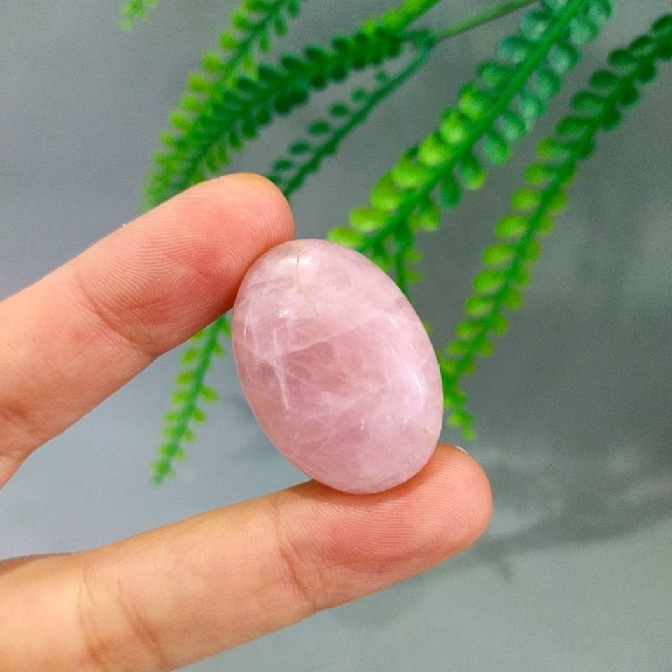 Pembe Kuvars Doğal Taş Kabaşon P110