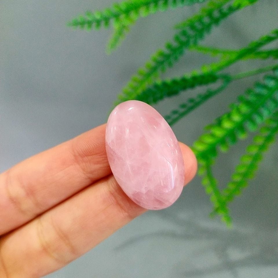 Pembe Kuvars Doğal Taş Kabaşon P116