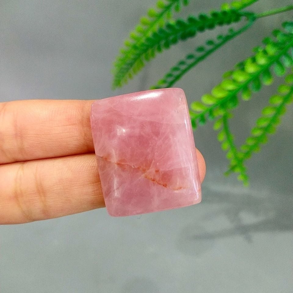 Pembe Kuvars Doğal Taş Kabaşon P120