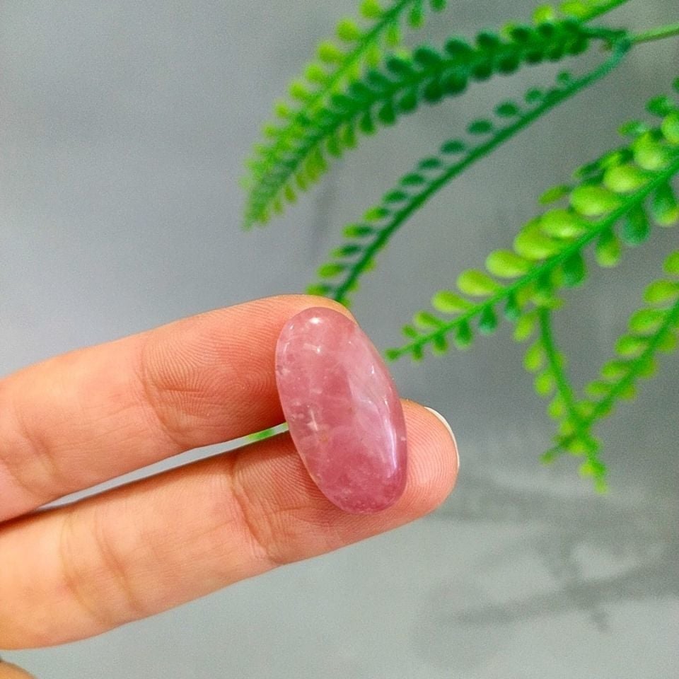Pembe Kuvars Doğal Taş Kabaşon P121
