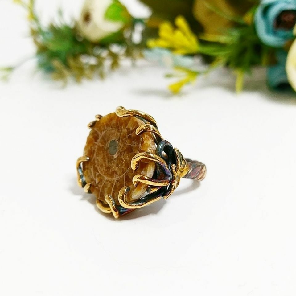 Ammonite Special Design Ring F687