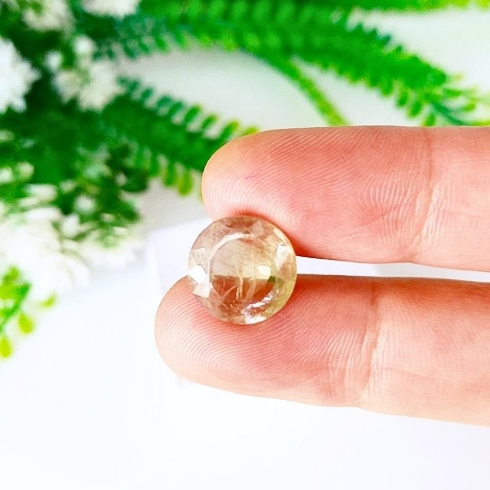 Diaspor Natural Stone Cabochon 7.90 crt