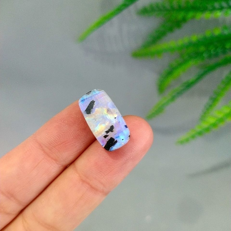 Moonstone Cabochon A133