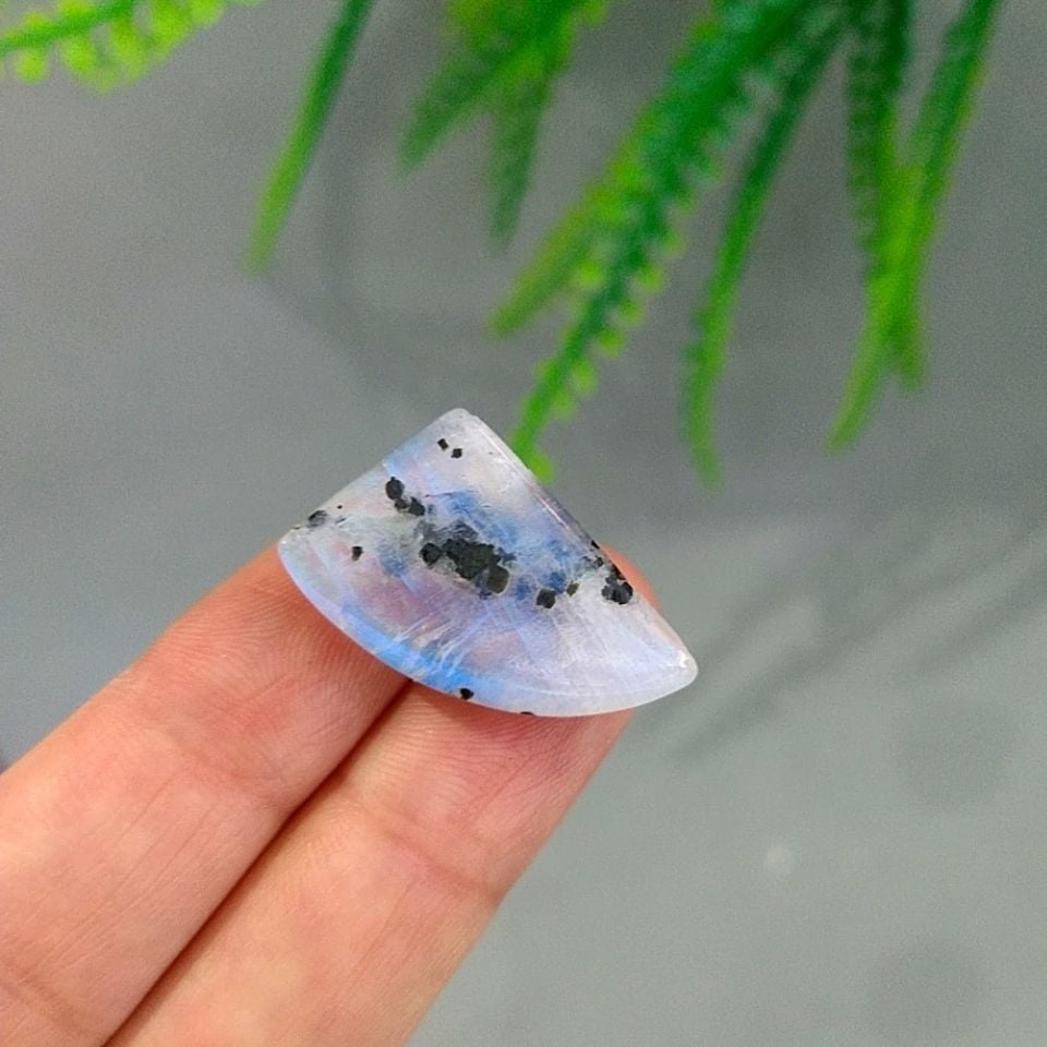 Moonstone Cabochon A149
