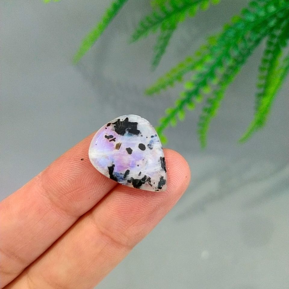 Moonstone Cabochon A150