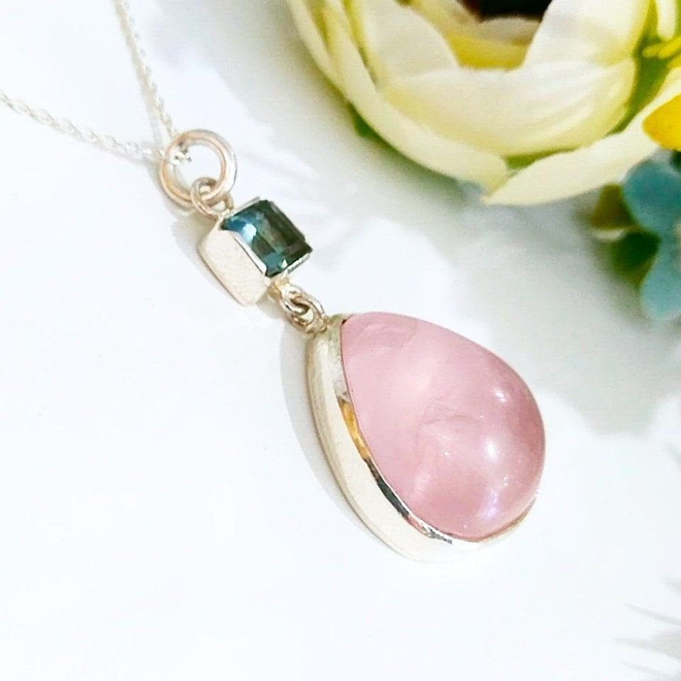 Pembe Kuvars ve Blue Topaz Doğal Taş Kolye