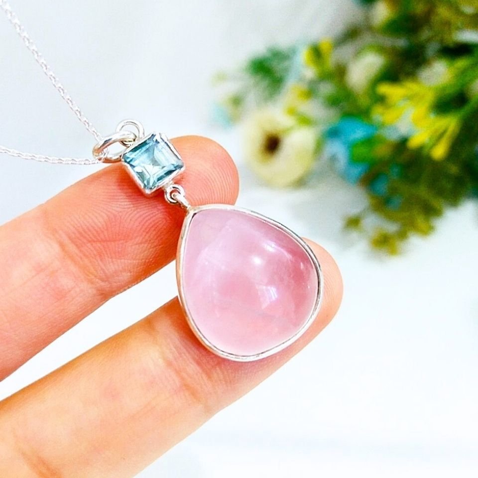 Pembe Kuvars ve Blue Topaz Doğal Taş Kolye