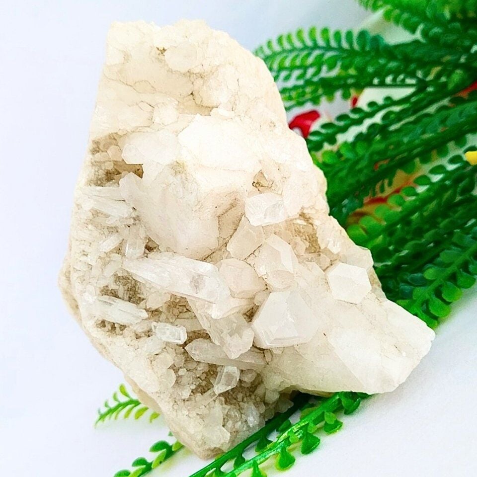 Kristal Kuvars Doğal Taş Kütle - MNR1043