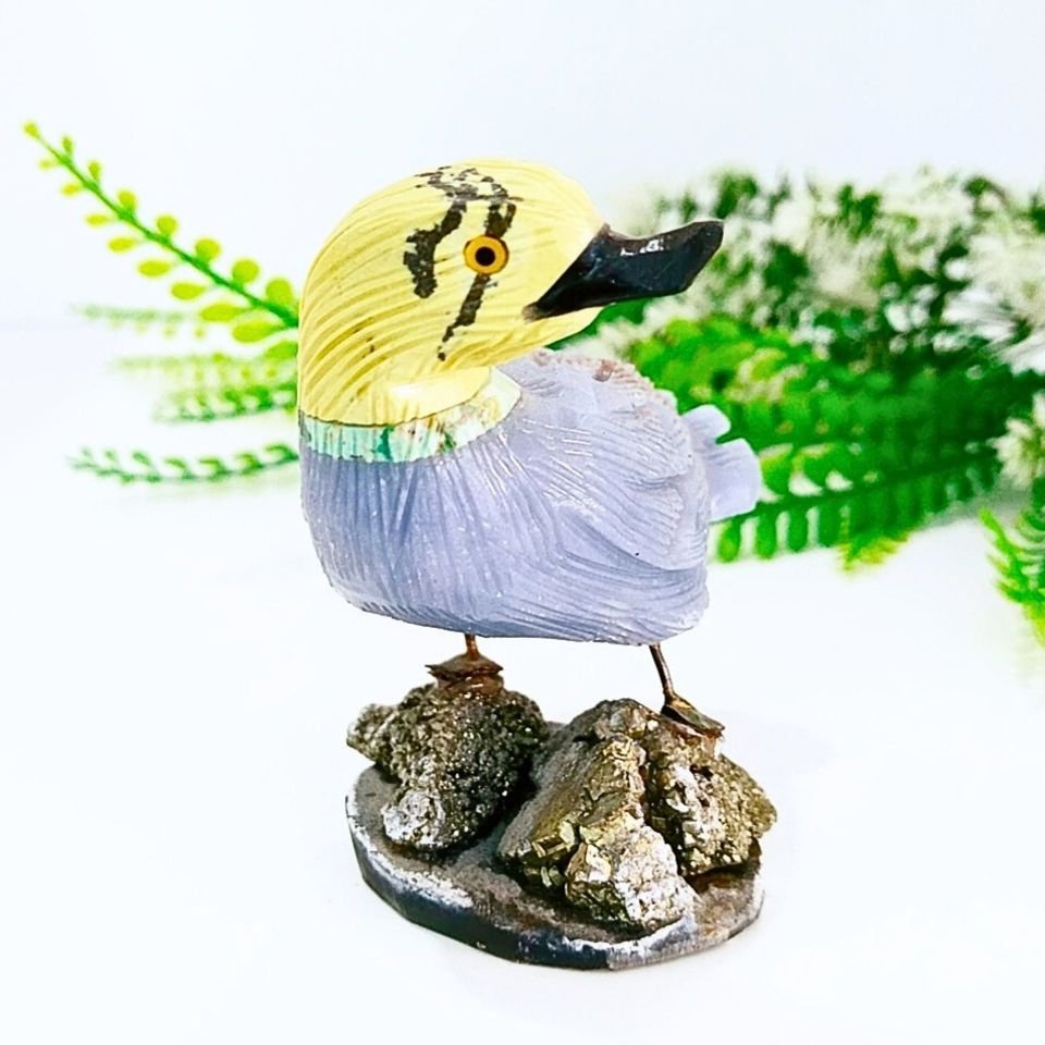 Angelite Pyrit Naturstein Schnitzfigur 00774