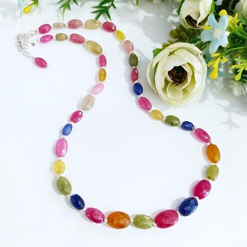 Yakut-Safir-Sarı Safir ve Krizoberil Taşlı Kolye