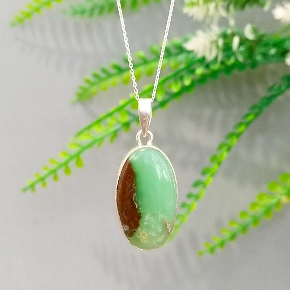 Chrysoprase Stone Special Design Necklace