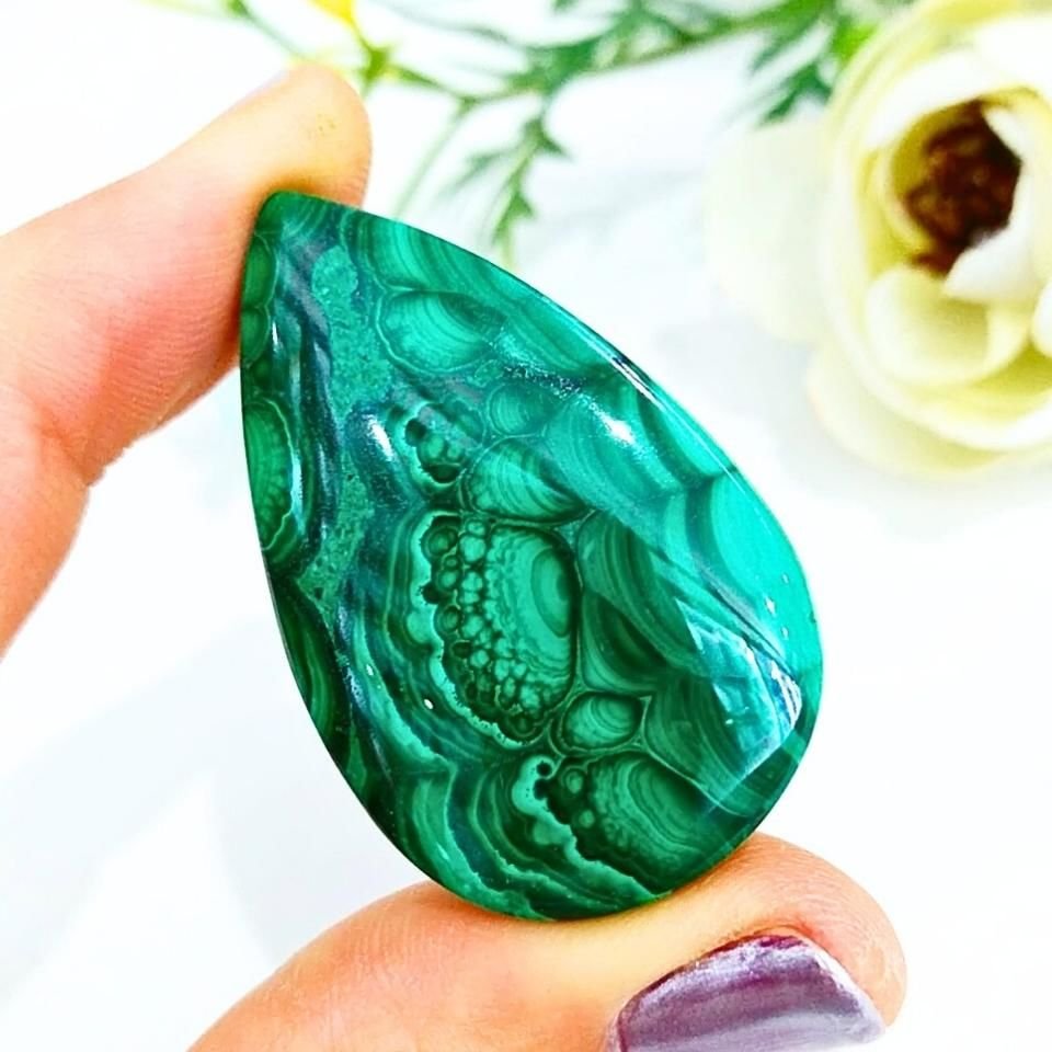 Malachit-Naturstein-Cabochon K314