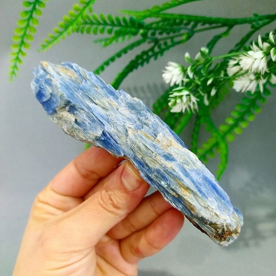 Kyanite Natural Stone Mass