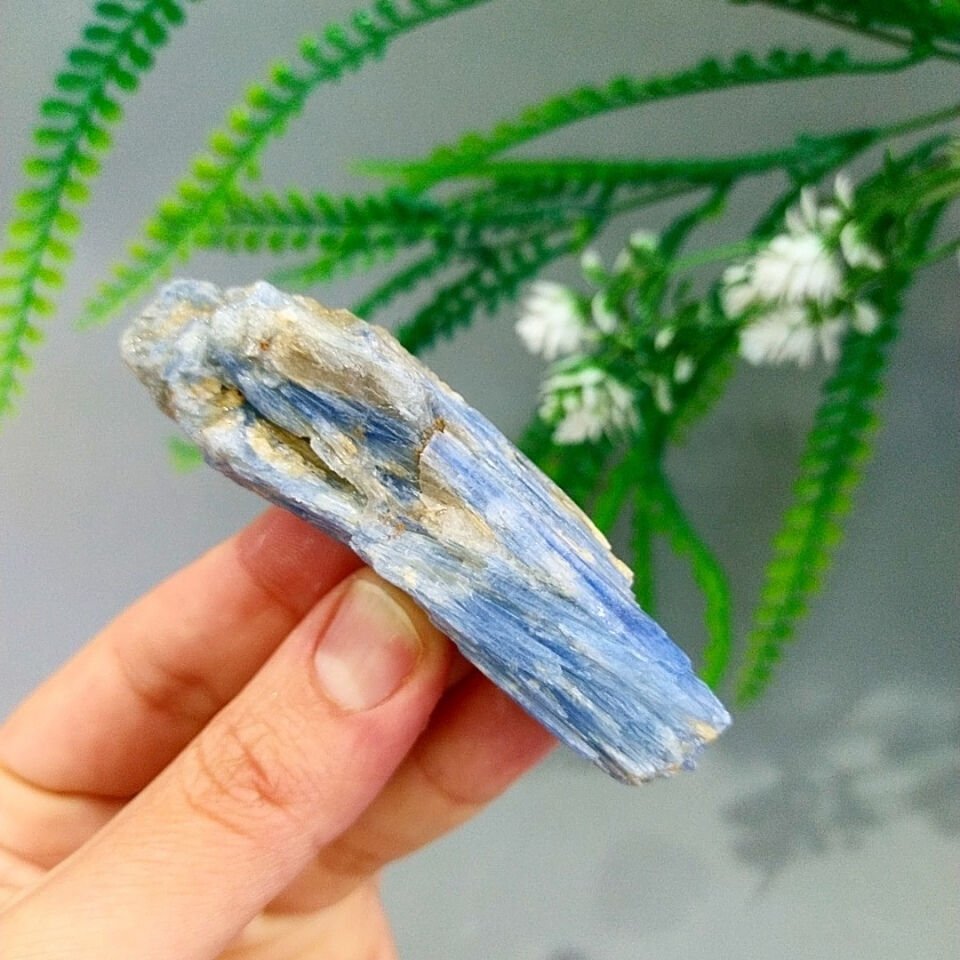 Kyanite Natural Stone Mass