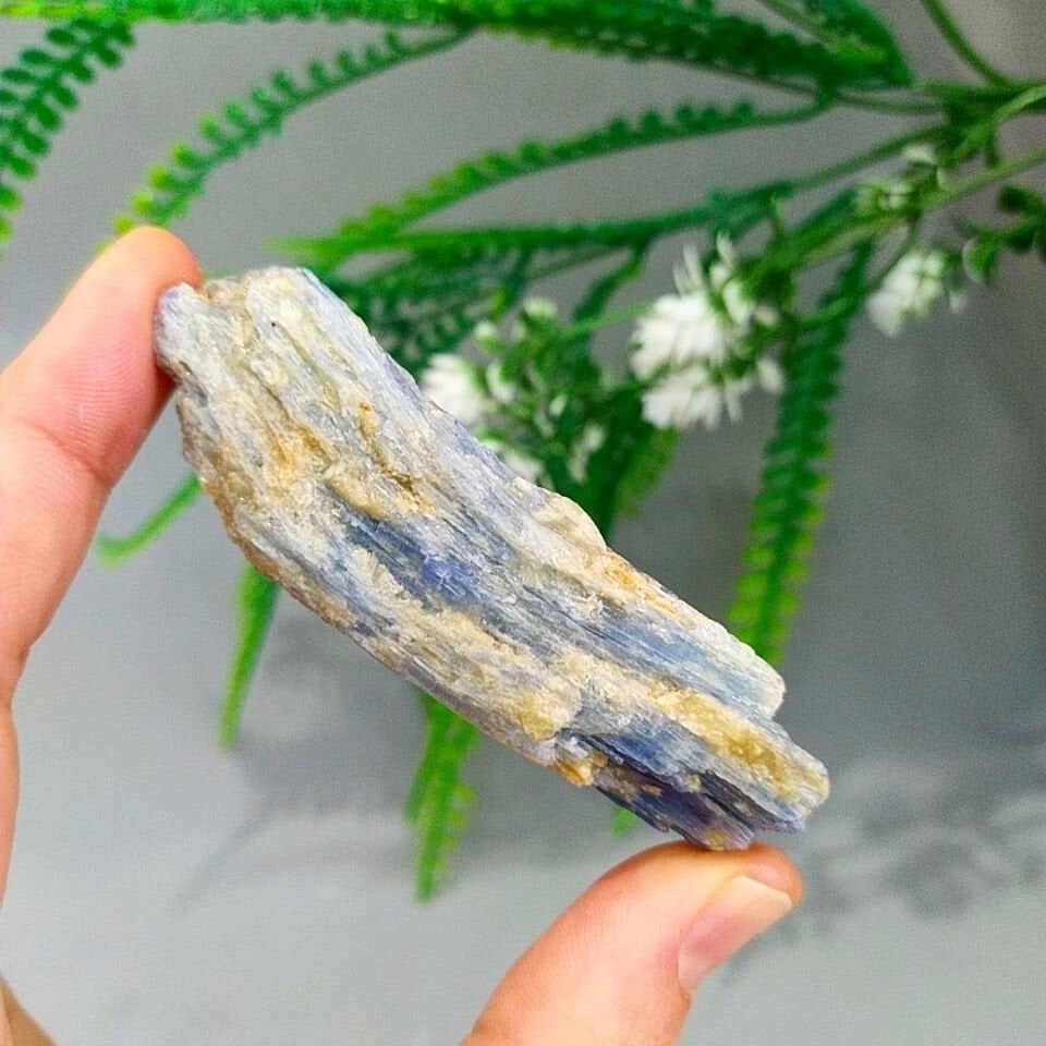 Kyanite Natural Stone Mass