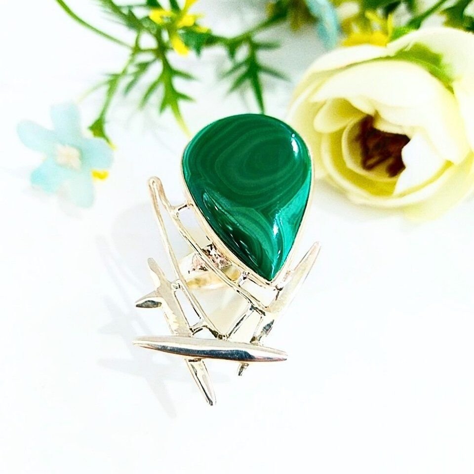 Malachite Stone Special Design Ring - OTS950