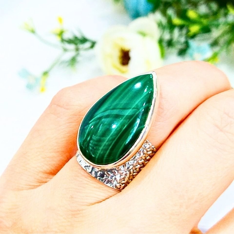 Malachite Stone Special Design Ring - OTS951