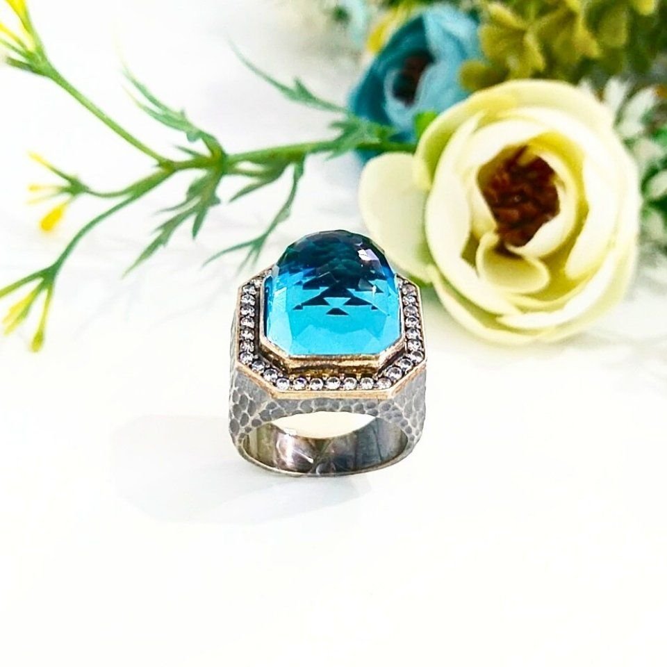 Blue Topaz Special Design Ring OTS956
