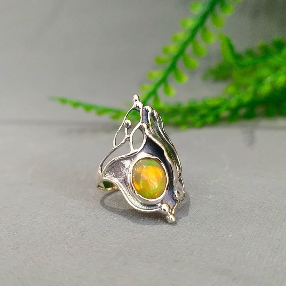Opal Taşı Özel Tasarım Yüzük