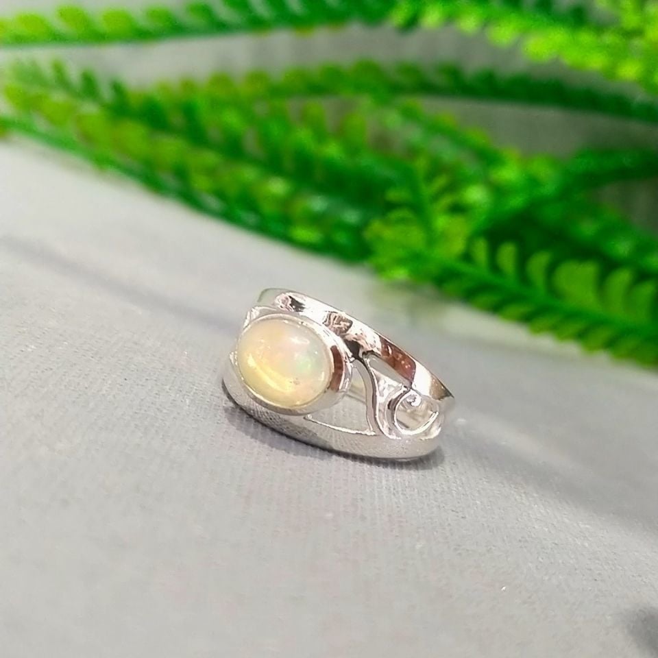 Opal Taşı Özel Tasarım Yüzük