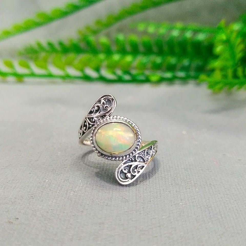 Opal Taşı Özel Tasarım Yüzük