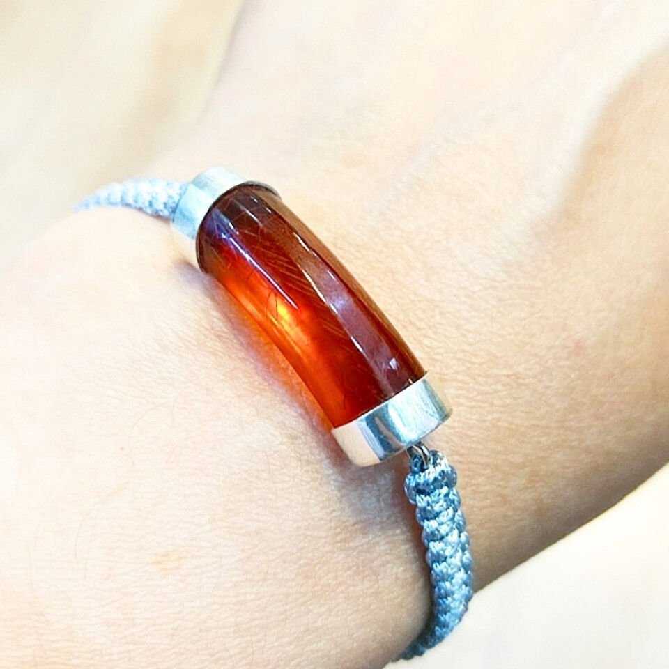 Antikes Tropfen-Bernstein-Makramee-Armband – KHR527