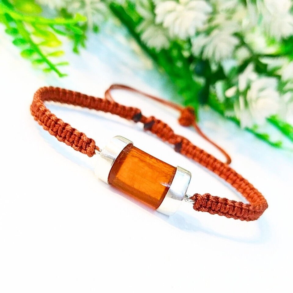 Antique Drop Amber Macrame Bracelet – KHR532